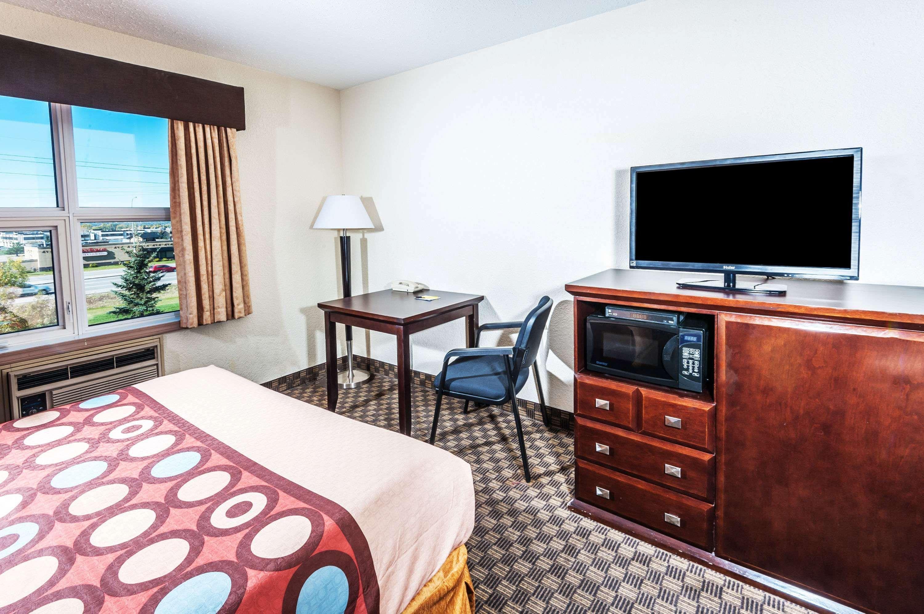 Hotel Super 8 By Wyndham Calgary/Airport Exteriér fotografie